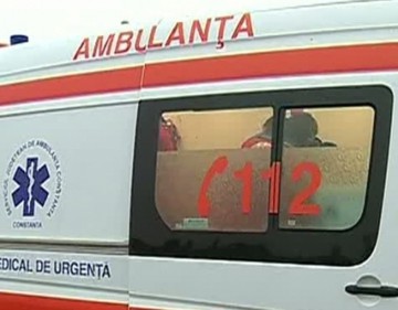 Fetiţă de 5 ani, lovită de un autoturism